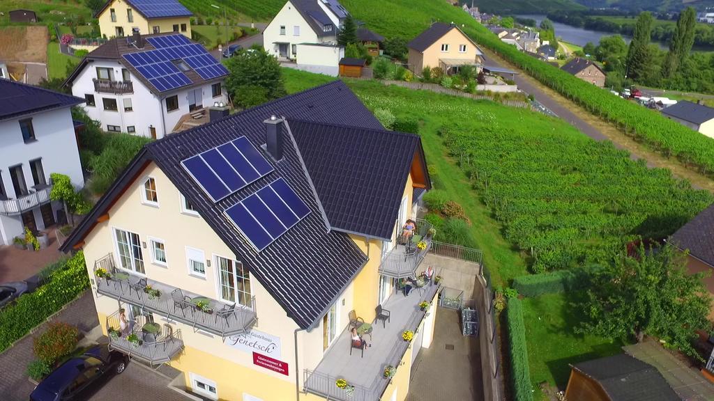 Wein- Und Gaestehaus Genetsch Lieser Exterior photo